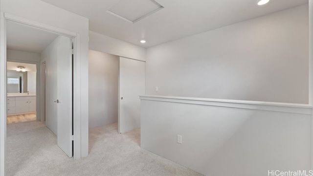 91-1170 Hoonaauao Street 1406, Kapolei, HI 96707