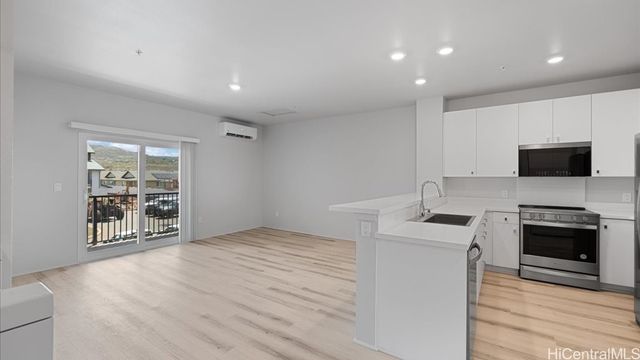 91-1170 Hoonaauao Street 1406, Kapolei, HI 96707