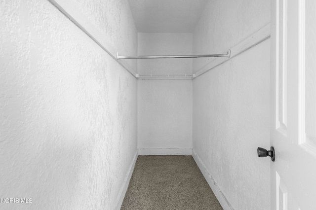 2368 Hollywood Avenue, Toledo, OH 43620