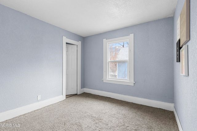 2368 Hollywood Avenue, Toledo, OH 43620