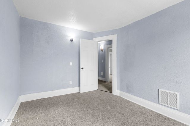 2368 Hollywood Avenue, Toledo, OH 43620