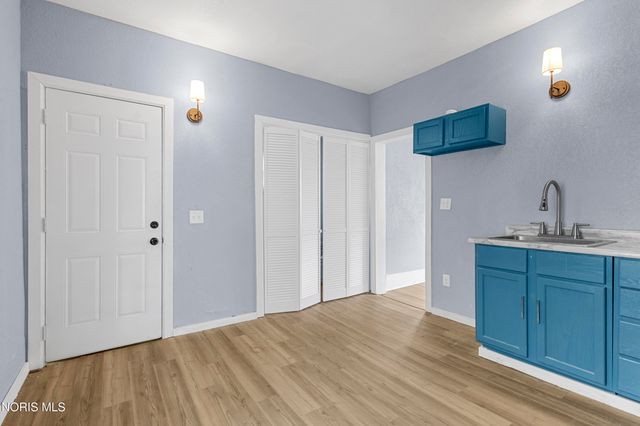 2368 Hollywood Avenue, Toledo, OH 43620