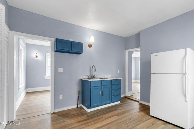 2368 Hollywood Avenue, Toledo, OH 43620