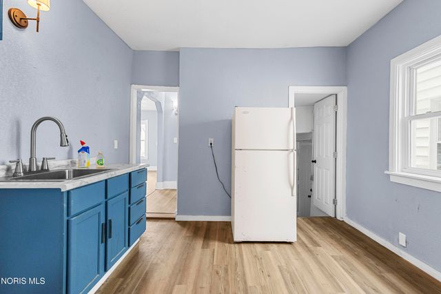 2368 Hollywood Avenue, Toledo, OH 43620