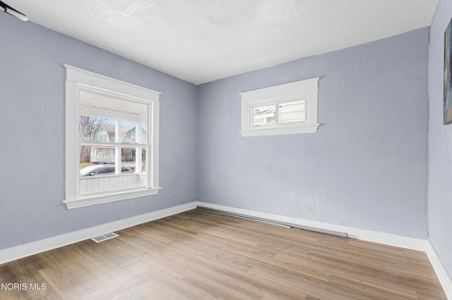 2368 Hollywood Avenue, Toledo, OH 43620