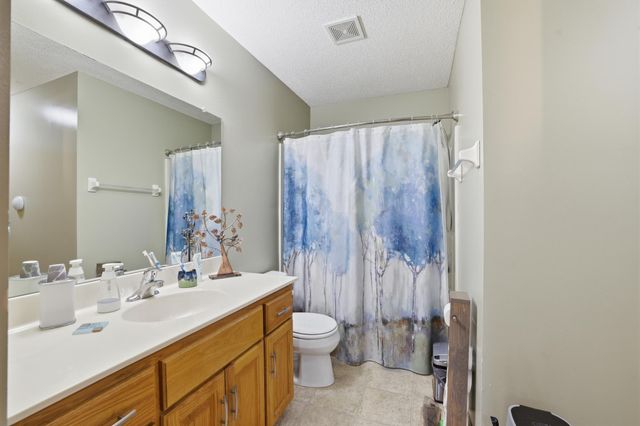 15407 Radium Street NW, Anoka, MN 55303