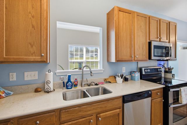 128 Broad River Drive, Summerville, SC 29485