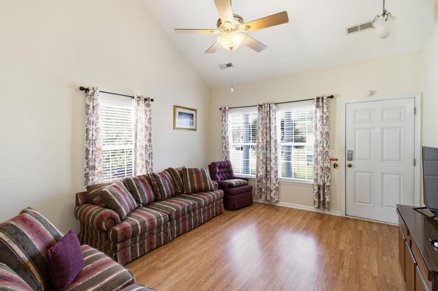 128 Broad River Drive, Summerville, SC 29485