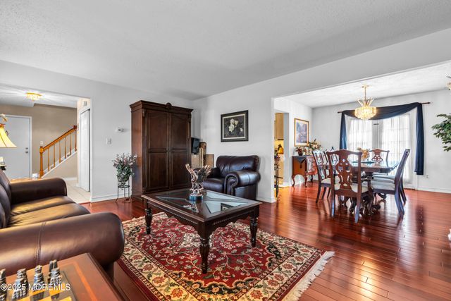 8 Hialeah Court, Howell, NJ 07731