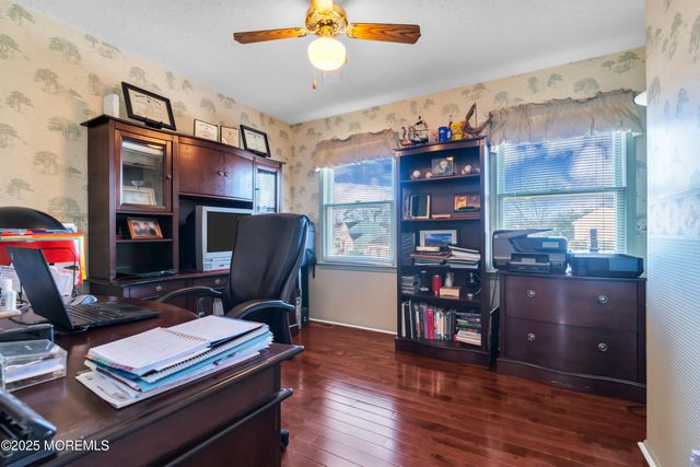 8 Hialeah Court, Howell, NJ 07731