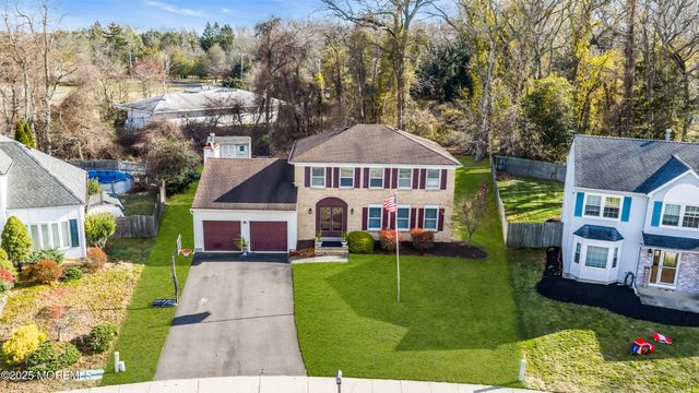 8 Hialeah Court, Howell, NJ 07731