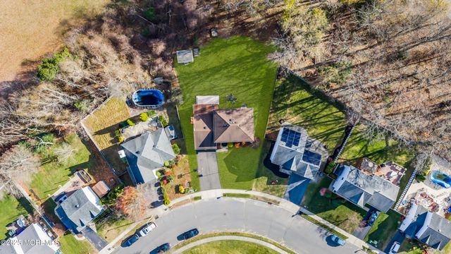 8 Hialeah Court, Howell, NJ 07731