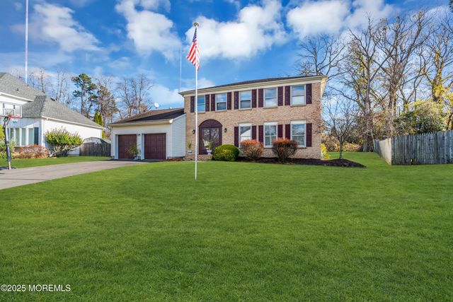 8 Hialeah Court, Howell, NJ 07731