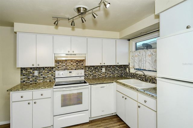 2512 POST ROAD, Sarasota, FL 34231