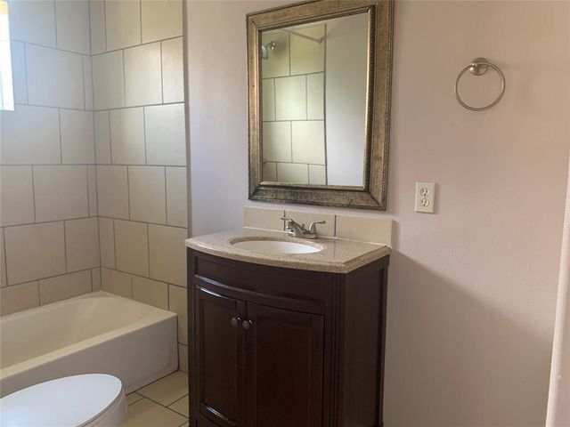 13742 Eagle Pass Street, Houston, TX 77015