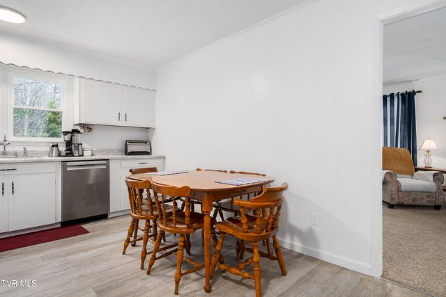 2479 Goshen Valley Road, Church Hill, TN 37642