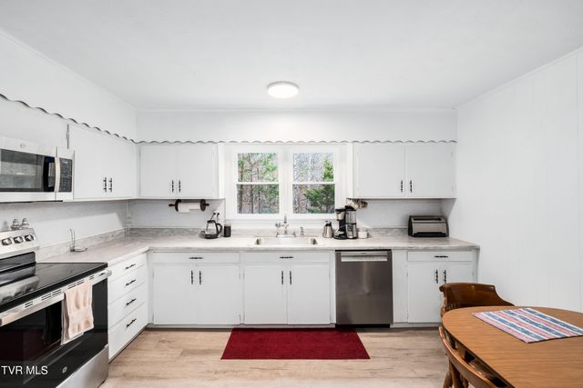 2479 Goshen Valley Road, Church Hill, TN 37642