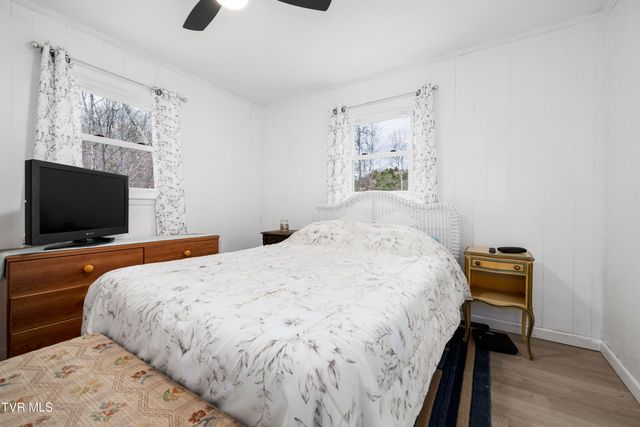 2479 Goshen Valley Road, Church Hill, TN 37642