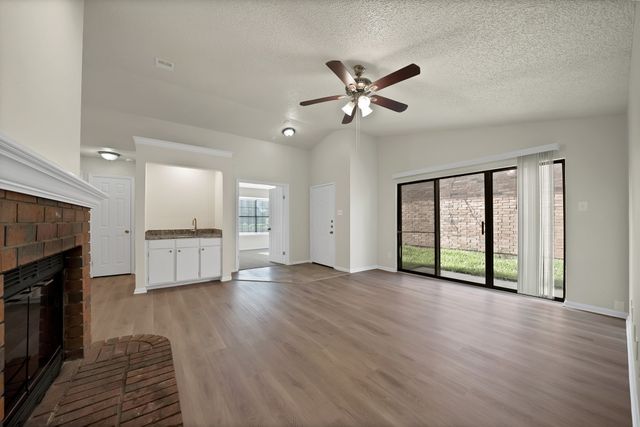 4213 Phoenix Drive, Carrollton, TX 75010