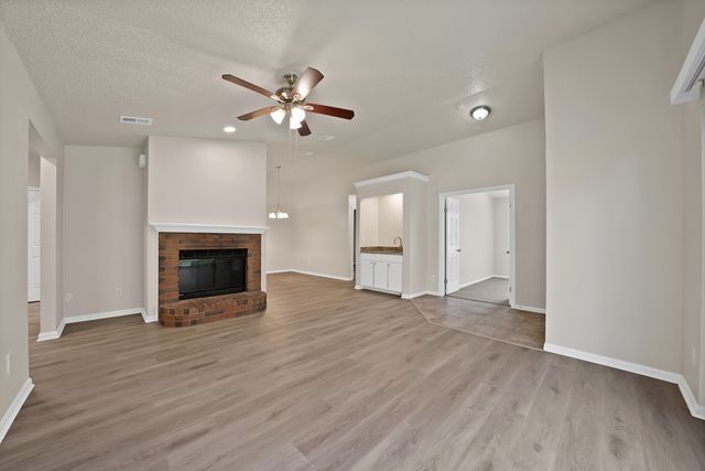 4213 Phoenix Drive, Carrollton, TX 75010