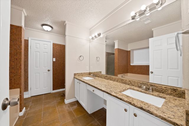 4213 Phoenix Drive, Carrollton, TX 75010