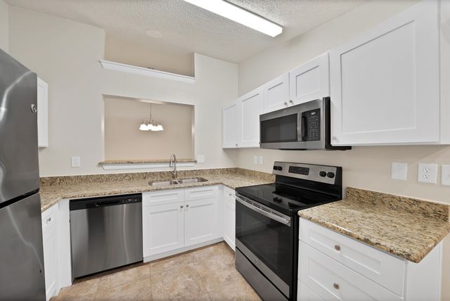 4213 Phoenix Drive, Carrollton, TX 75010