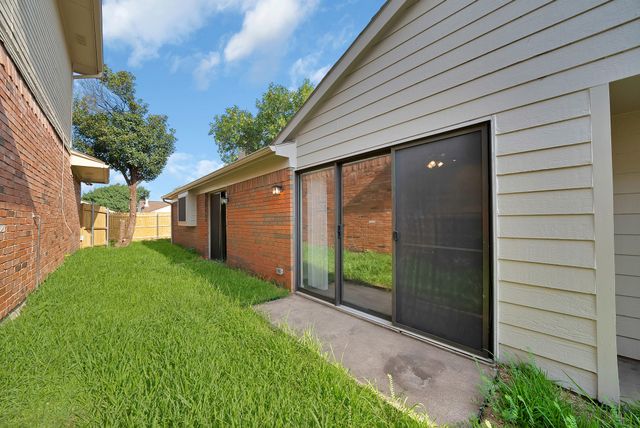 4213 Phoenix Drive, Carrollton, TX 75010