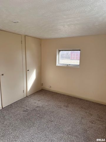 2800 S Woodward Street, Springfield, IL 62703