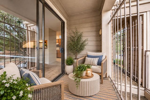 6701 Sands Point Drive 61, Houston, TX 77074