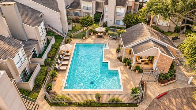 6701 Sands Point Drive 61, Houston, TX 77074