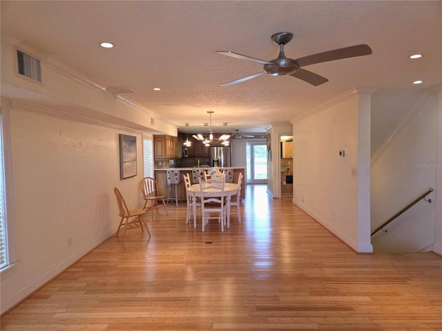 11820 CAPRI CIRCLE S, Treasure Island, FL 33706