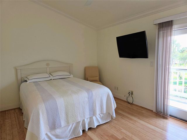 11820 CAPRI CIRCLE S, Treasure Island, FL 33706