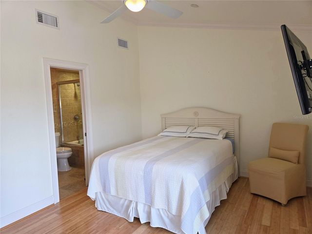 11820 CAPRI CIRCLE S, Treasure Island, FL 33706