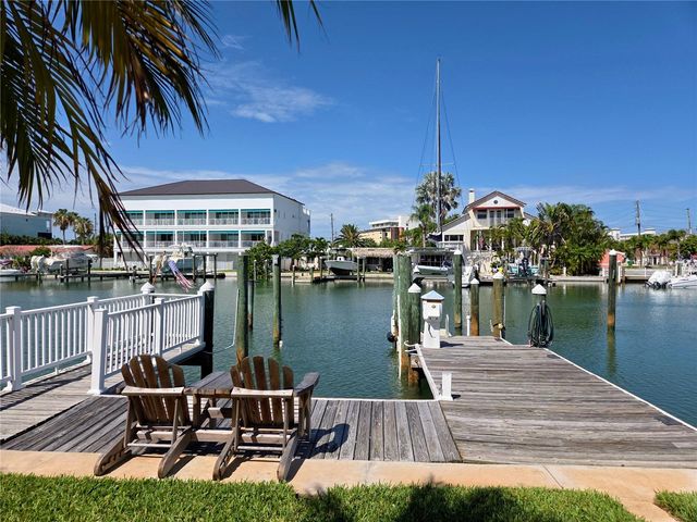 11820 CAPRI CIRCLE S, Treasure Island, FL 33706