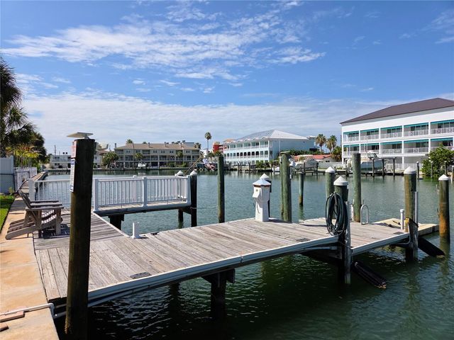 11820 CAPRI CIRCLE S, Treasure Island, FL 33706