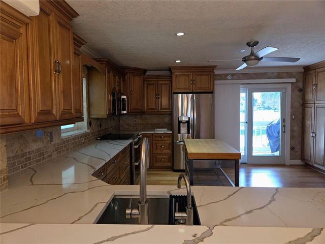 11820 CAPRI CIRCLE S, Treasure Island, FL 33706