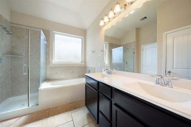 13206 Clover Creek Point Lane, Humble, TX 77346