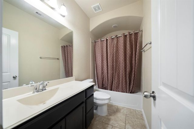 13206 Clover Creek Point Lane, Humble, TX 77346