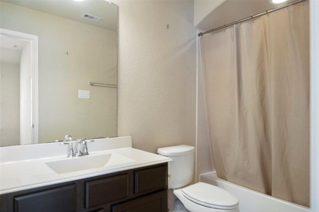13206 Clover Creek Point Lane, Humble, TX 77346