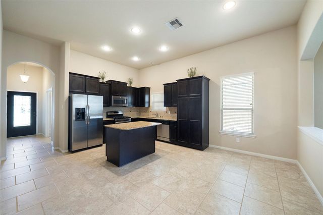 13206 Clover Creek Point Lane, Humble, TX 77346