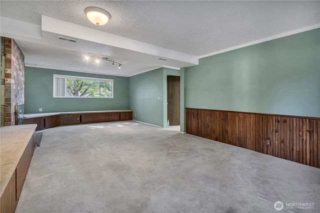 16808 33rd Avenue S, Seatac, WA 98188