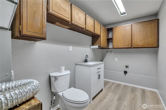 16808 33rd Avenue S, Seatac, WA 98188
