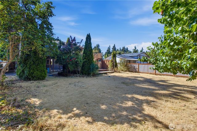 16808 33rd Avenue S, Seatac, WA 98188