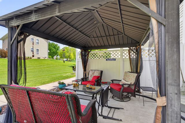 4420 Cameron Swing, Pleasant Hill, IA 50327