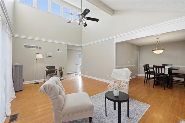 1032 NW 70TH Court, Kansas City, MO 64118