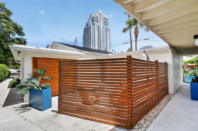 4811 N Flagler Drive, West Palm Beach, FL 33407