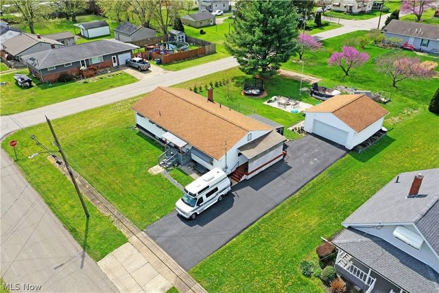 230 High Avenue, Niles, OH 44446