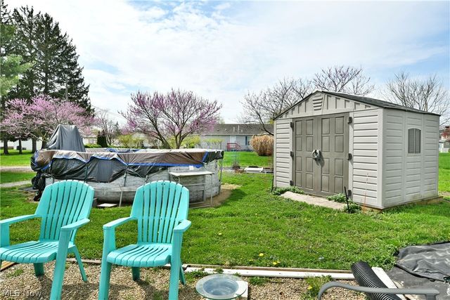 230 High Avenue, Niles, OH 44446