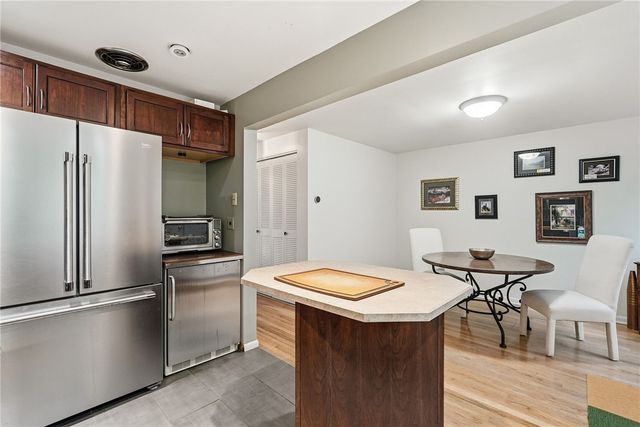224-226 Bower Hill Rd, Mt Lebanon, PA 15228