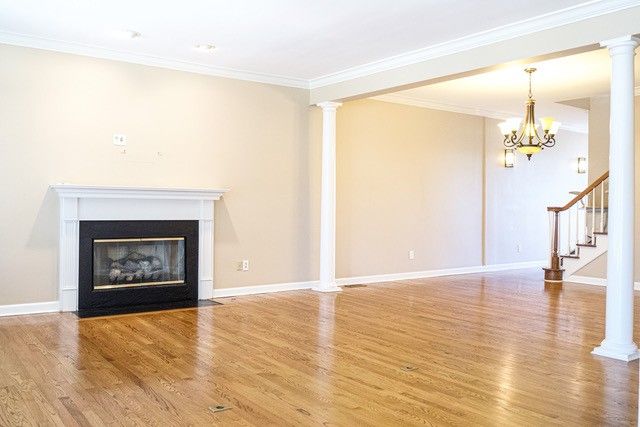 200 Champions Dr, Springfield, TN 37172